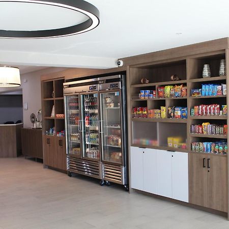Holiday Inn Dallas Market Ctr Love Field By Ihg Экстерьер фото