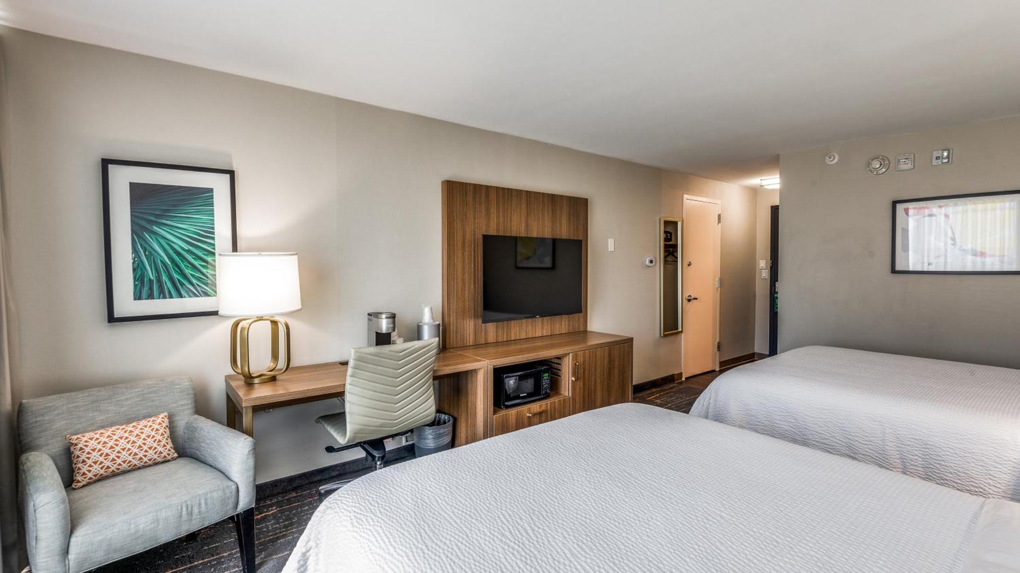 Holiday Inn Dallas Market Ctr Love Field By Ihg Экстерьер фото
